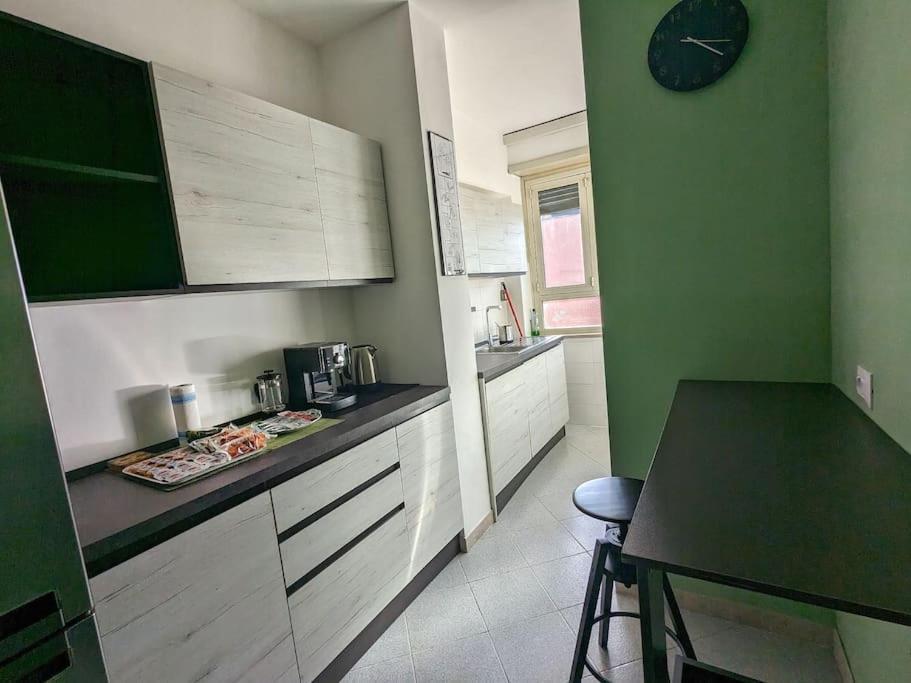 Syrakahost Intero Appartamento Rome Extérieur photo